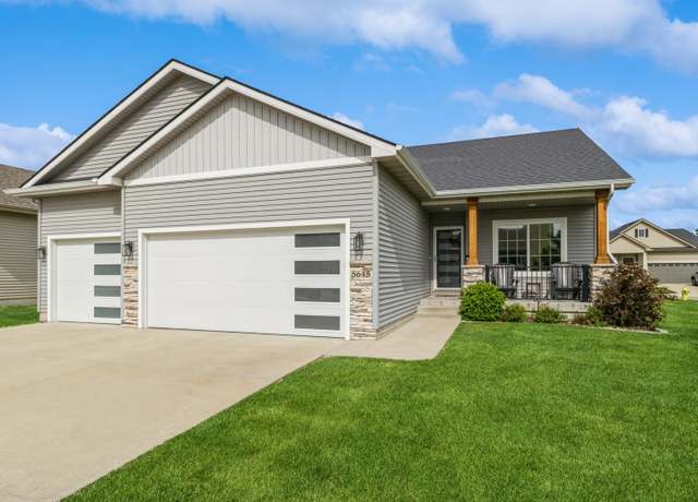 Property at 5645 Prairie Grass Dr, Johnston, IA 50131, 4 beds, 3 baths