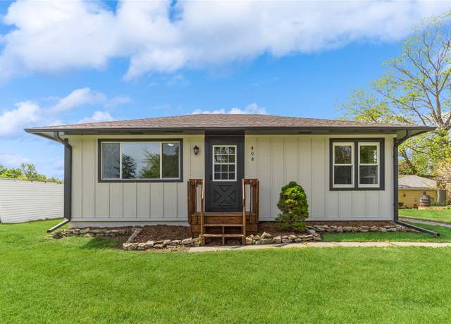 Property at 408 E Benton St, Winterset, IA 50273, 2 beds, 1 bath