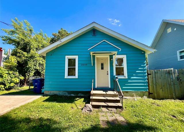 Property at 2809 Easton Blvd, Des Moines, IA 50317, 2 beds, 1 bath