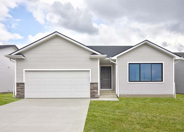 Property at 1105 Featherstone Ave NE, Bondurant, IA 50035, 3 beds, 2 baths