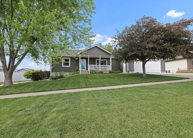 Property at 502 E Kayla Ln, Prairie City, IA 50228, 5 beds, 2 baths