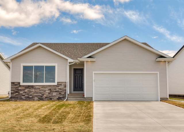 Property at 1113 Featherstone Ave NE, Bondurant, IA 50035, 3 beds, 2 baths