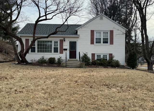 Property at 6016 Carpenter Ave, Des Moines, IA 50311, 2 beds, 1 bath