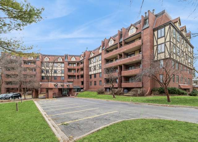 Property at 2880 Grand Ave #107, Des Moines, IA 50312, 2 beds, 2 baths