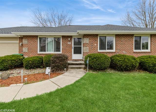 Property at 640 Evans Blvd, Pleasant Hill, IA 50327, 4 beds, 2 baths