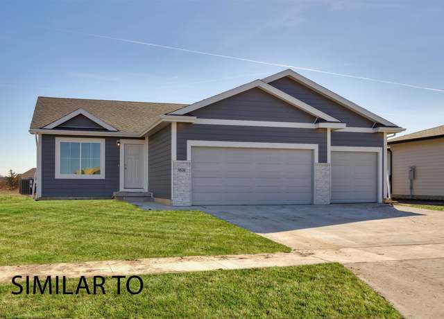 Property at 9394 Modena Ln, West Des Moines, IA 50266, 4 beds, 3 baths