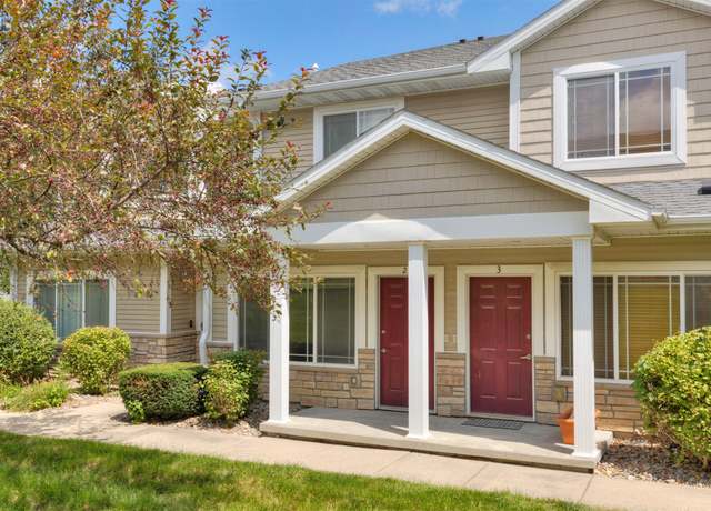 Property at 2241 Hart Ave #2, Des Moines, IA 50320, 2 beds, 2.5 baths
