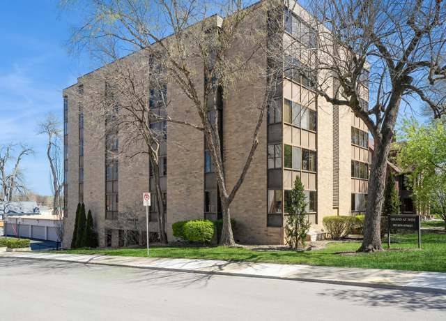 Property at 505 36th St #302, Des Moines, IA 50312, 2 beds, 2 baths