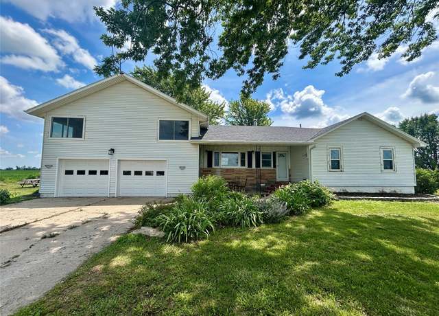 Property at 51264 260th Ave, Chariton, IA 50049, 3 beds, 2 baths