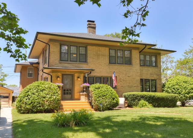 Property at 642 Polk Blvd, Des Moines, IA 50312, 4 beds, 2.5 baths