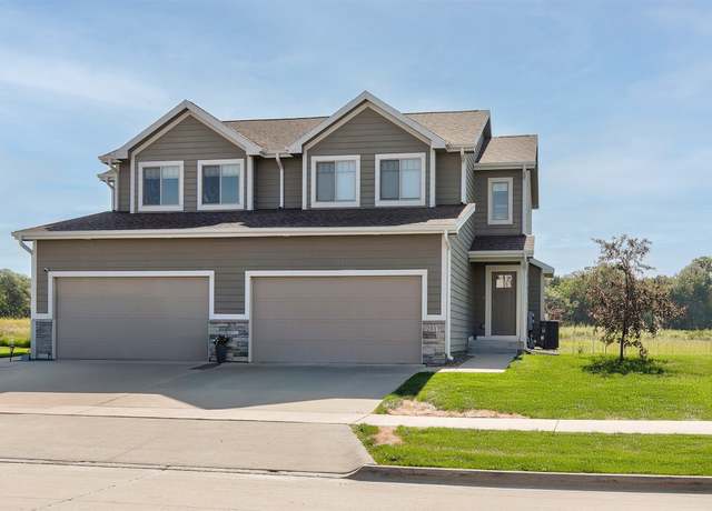 Property at 2017 NE Heritage Dr, Grimes, IA 50111, 4 beds, 3 baths