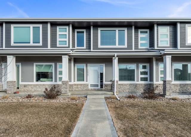 Property at 16667 Wilden Dr, Clive, IA 50325, 3 beds, 2.5 baths
