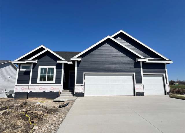 Property at 25119 Eagle Vista Dr, Adel, IA 50003, 3 beds, 2 baths