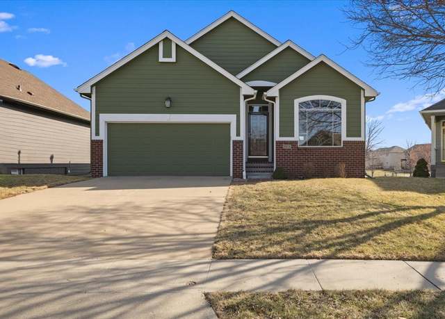 Property at 913 NW 21st Ct, Ankeny, IA 50023, 3 beds, 3 baths