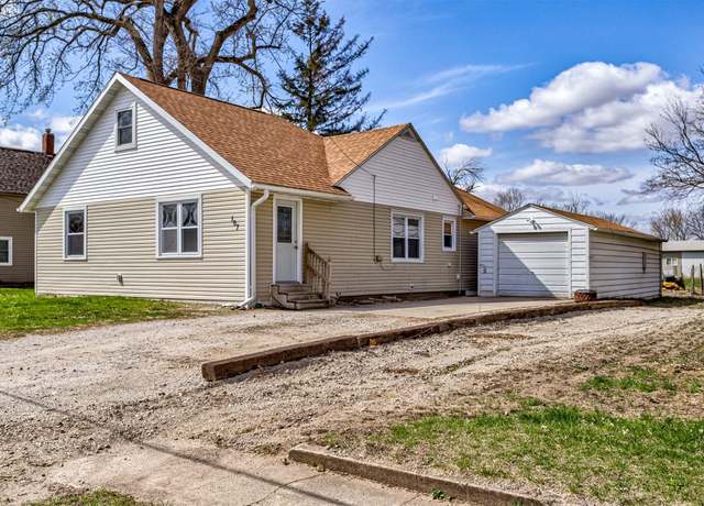 Property at 107 Race St, Cambridge, IA 50046, 4 beds, 1 bath