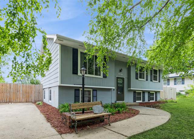 Property at 1903 W 5th Ave, Indianola, IA 50125, 4 beds, 1 bath