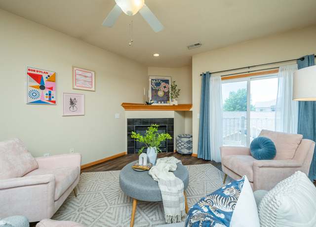Property at 8601 Westown Pkwy #18211, West Des Moines, IA 50266, 3 beds, 2 baths