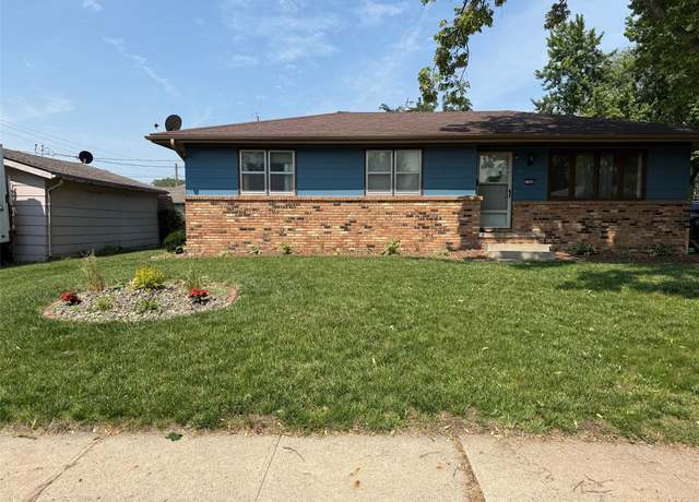 Property at 1306 SE Bel Aire Rd, Ankeny, IA 50021, 3 beds, 3 baths