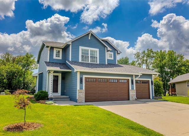 Property at 2203 NW Lakeside Ct, Ankeny, IA 50023, 3 beds, 3.5 baths