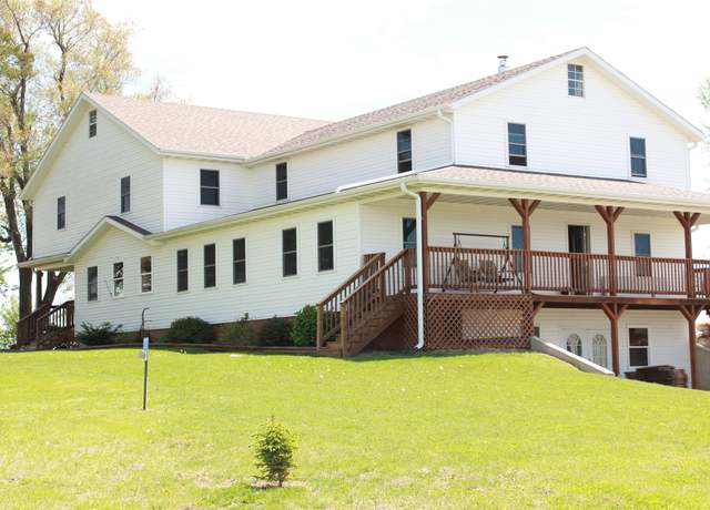 Property at 430 Lane Ln, Chariton, IA 50049, 5 beds, 5 baths