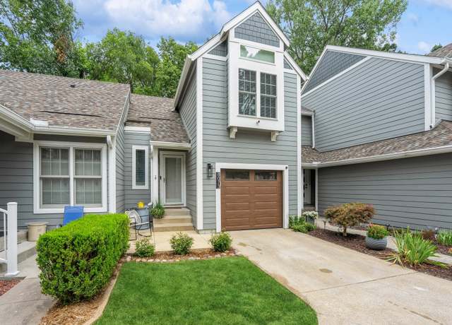 Property at 8073 Cobblestone Rd, Urbandale, IA 50322, 2 beds, 1.5 baths