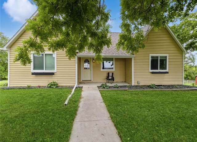 Property at 2981 214th Trl, Winterset, IA 50273, 2 beds, 2 baths