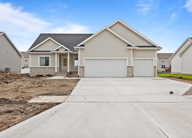 Property at 3223 NW 27th Cir, Ankeny, IA 50023, 3 beds, 2.5 baths
