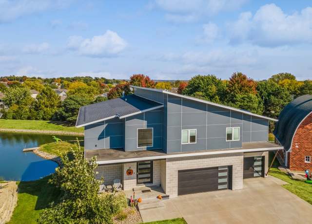 Property at 1155 SE Grant Woods Ct, Waukee, IA 50263, 7 beds, 5.5 baths
