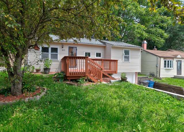 Property at 1271 E 36th St, Des Moines, IA 50317, 3 beds, 1 bath