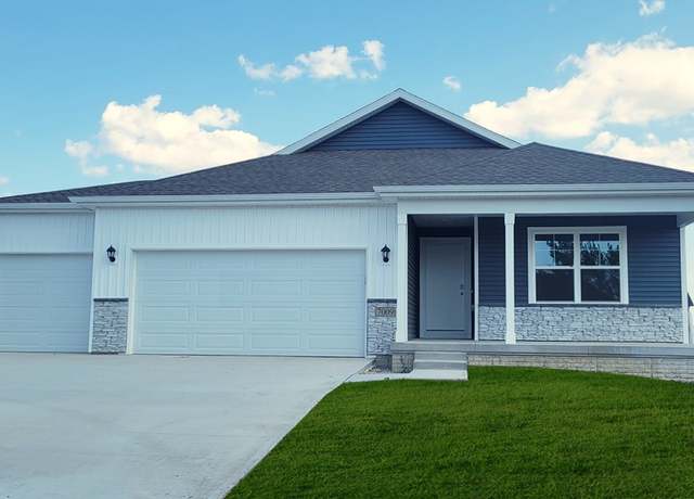 Property at 1041 Westridge St SW, Bondurant, IA 50035, 4 beds, 3 baths