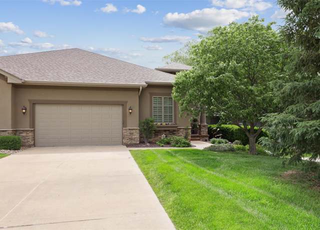 Property at 1176 Glen Oaks Dr, West Des Moines, IA 50266, 3 beds, 3 baths