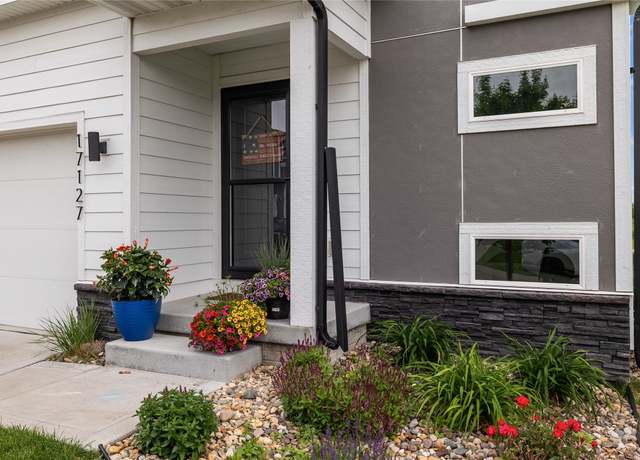 Property at 17127 Blue Sage Ln, Urbandale, IA 50323, 3 beds, 2.5 baths