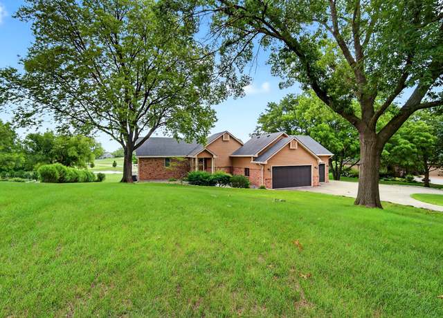 Property at 5074 Panorama Dr, Panora, IA 50216, 3 beds, 2.5 baths