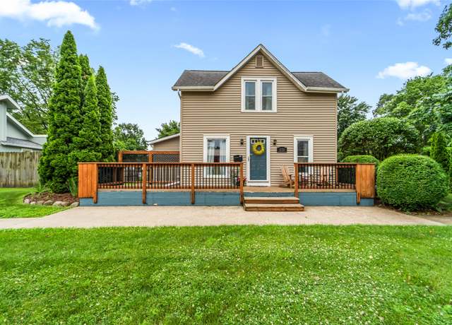 Property at 1135 Court St, Adel, IA 50003, 2 beds, 2 baths