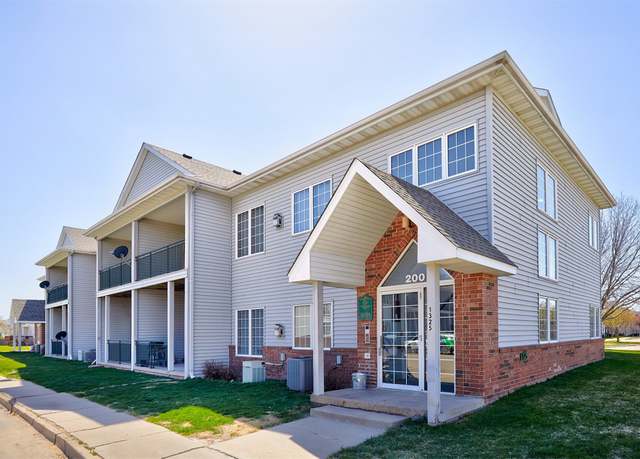 Property at 1325 SE Florence Dr #211, Waukee, IA 50263, 2 beds, 2 baths