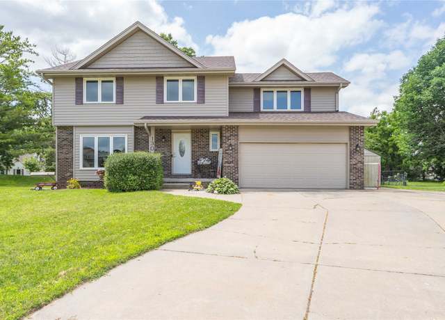 Property at 130 SW Meadowlark Ct, Ankeny, IA 50023, 5 beds, 3.5 baths