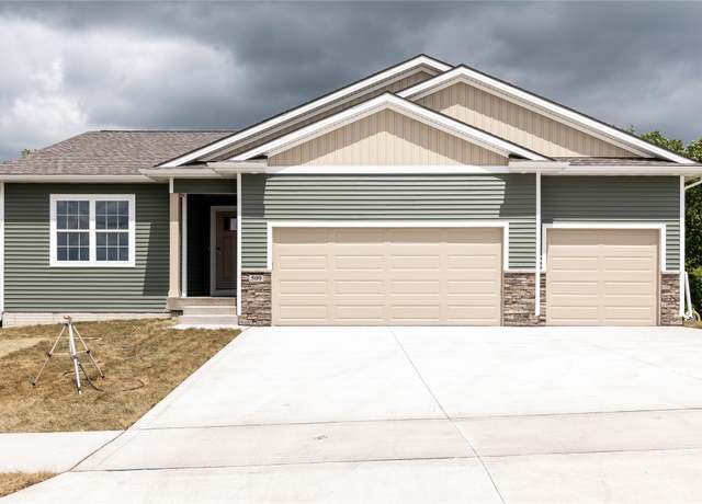 Property at 509 NE Madison Ave, Elkhart, IA 50073, 3 beds, 2 baths