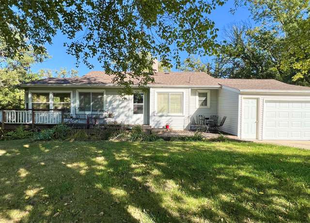 Property at 2064 Highway F48 Hwy W, Newton, IA 50208, 2 beds, 1 bath