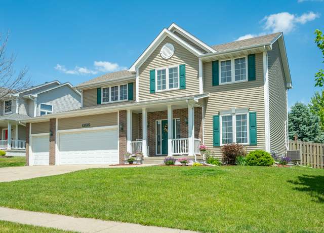 Property at 12515 Airline Ave, Urbandale, IA 50323, 5 beds, 3 baths