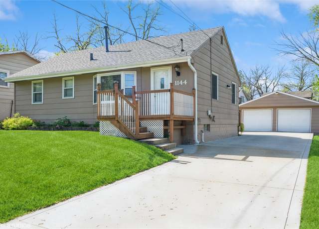 Property at 1144 Johnson St, Des Moines, IA 50315, 3 beds, 1 bath