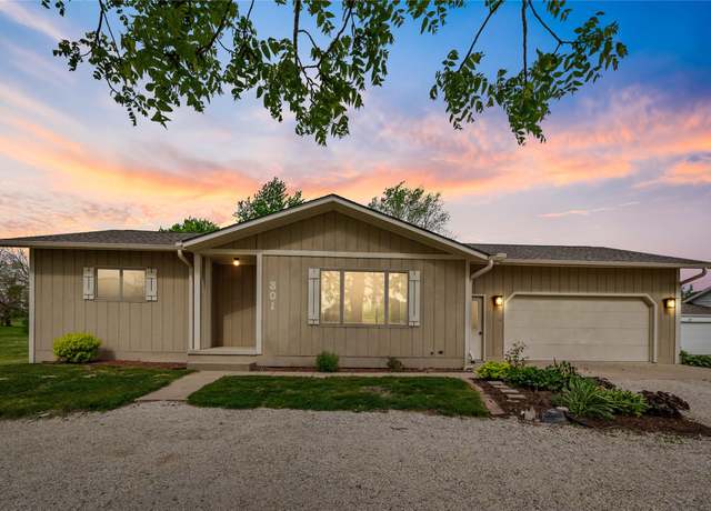 Property at 301 May St, Radcliffe, IA 50230, 2 beds, 2.5 baths