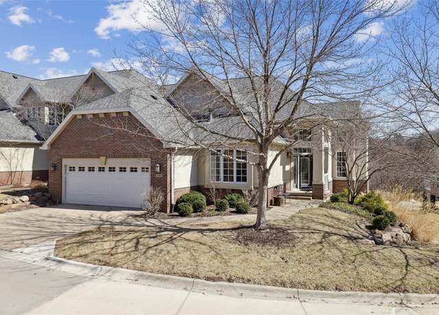 Property at 2846 Druid Hill Dr, Des Moines, IA 50315, 3 beds, 2.5 baths