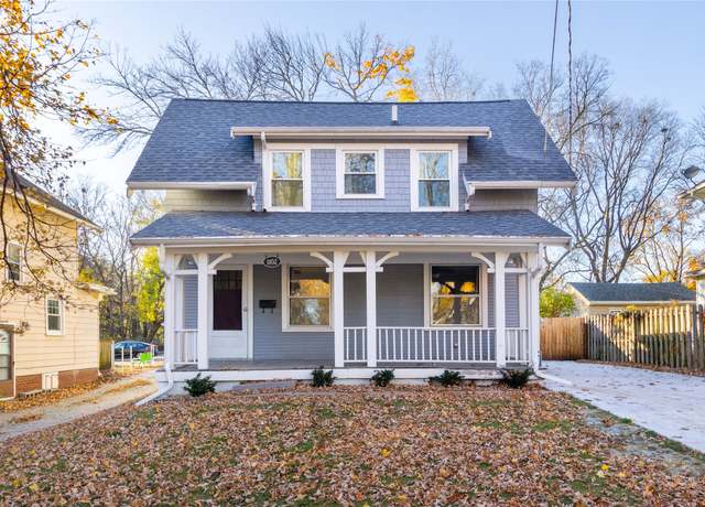 Property at 1102 42nd St, Des Moines, IA 50311, 3 beds, 2.5 baths