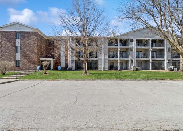 Property at 4829 86th St #20, Urbandale, IA 50322, 2 beds, 2 baths