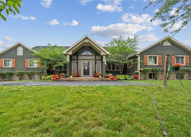 Property at 1328 NW 120th St, Clive, IA 50325, 6 beds, 4 baths