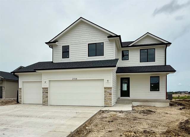 Property at 2516 NW Linwood Ct, Ankeny, IA 50023, 4 beds, 2.5 baths