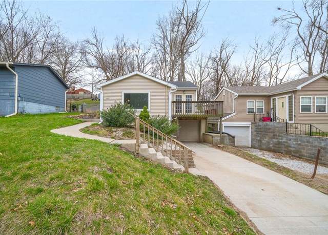 Property at 3419 Dubuque Ave, Des Moines, IA 50317, 2 beds, 1 bath