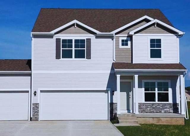 Property at 2610 13th Ave SE, Altoona, IA 50009, 4 beds, 2.5 baths