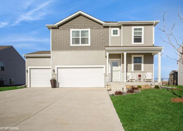 Property at 6812 NW 106th St, Johnston, IA 50131, 4 beds, 3 baths