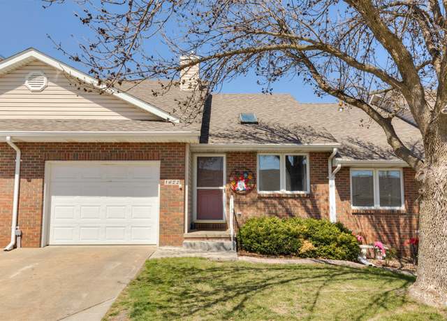Property at 1622 SE Delaware Ave, Ankeny, IA 50021, 2 beds, 2 baths